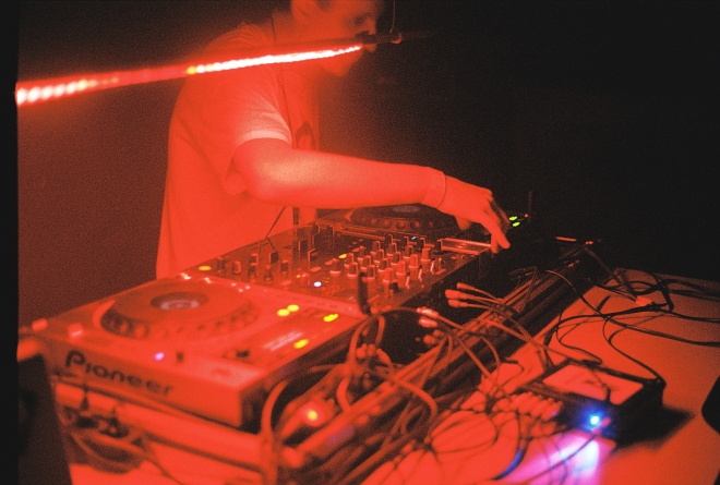 36 AVB MEETS DUNGEON, Vision of 1994
